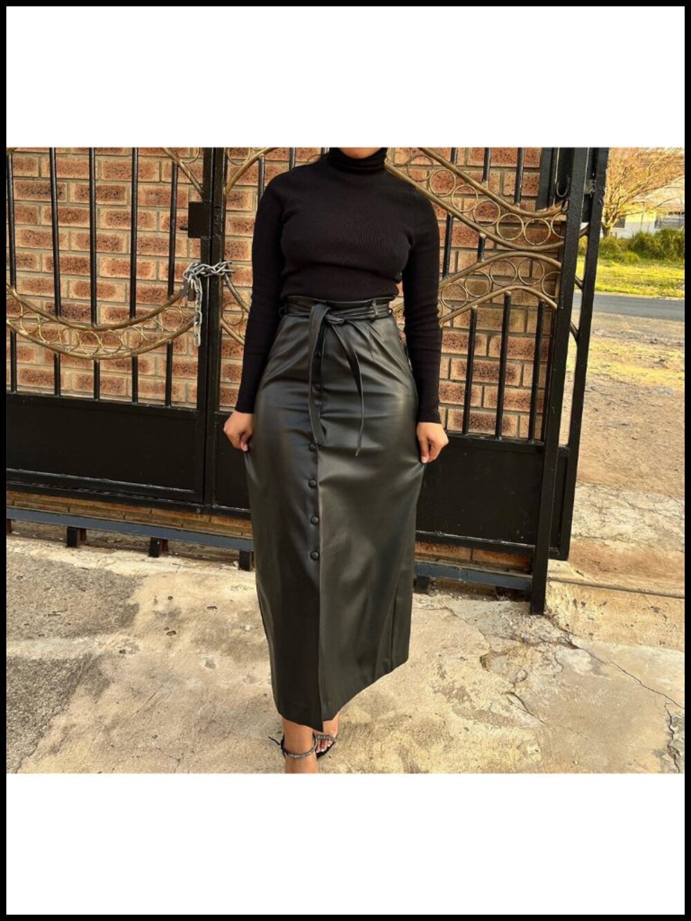 Women Faux PU Leather High Waisted Button Down Maxi Pencil Skirt with Belt - Picture 3 of 3